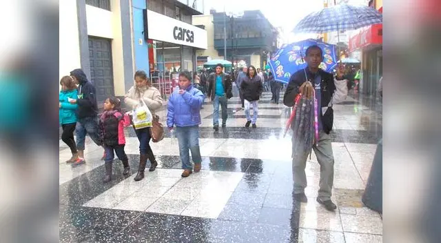 Fenómeno se debió al traslado de nubes de selva a la sierra y luego a la costa. Fenómeno se debió al traslado de nubes de selva a la sierra y luego a la costa.
