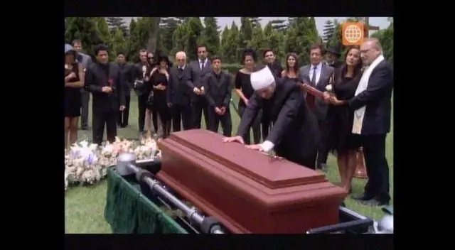 Serie empezó confirmando que esposa de Nicolás no sobrevivió a accidente. Serie empezó confirmando que esposa de Nicolás no sobrevivió a accidente.