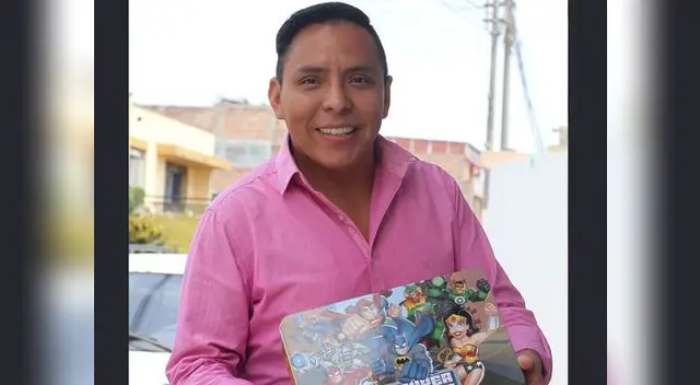 Jaló a Kike Suero a su programa. Jaló a Kike Suero a su programa.