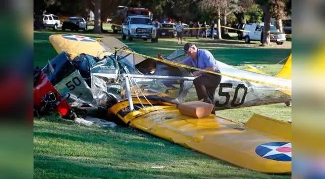 El avión destrozado. 