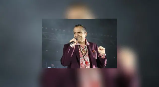 Cantante rindió homenaje a la mujer en su día Cantante rindió homenaje a la mujer en su día