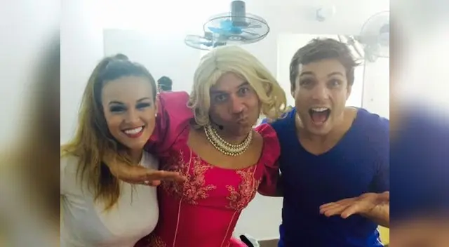 Angie y Nicola en la obra Loco calato de Mathías Brivio