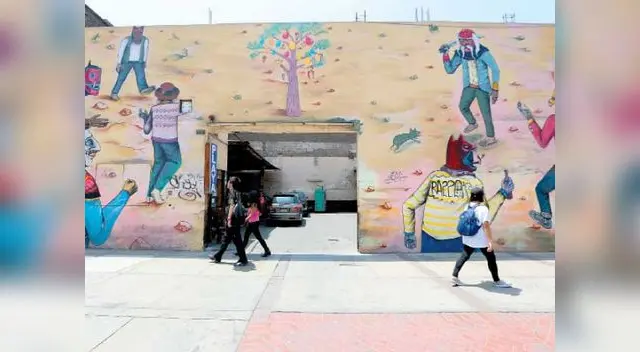 Empezaron a desaparecer los murales del centro histórico. Empezaron a desaparecer los murales del centro histórico.