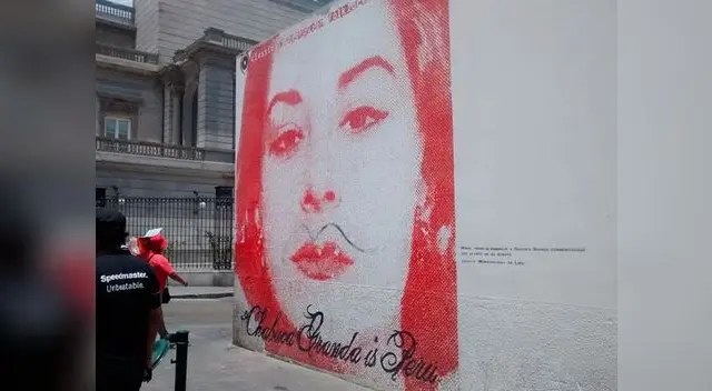 Mural de Chabuca Granda al costado del Teatro Municipal. Mural de Chabuca Granda al costado del Teatro Municipal.