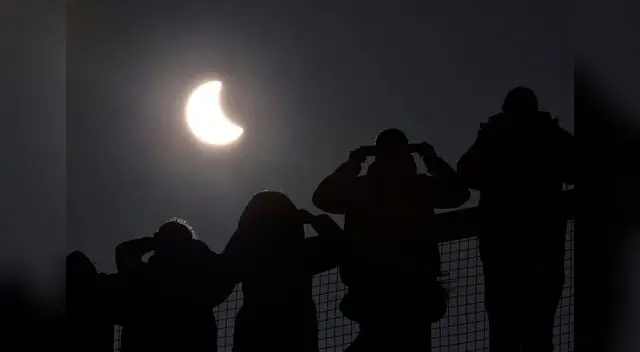 Miles personas de Europa, Reino Unido, África puedieron presenciar el evento