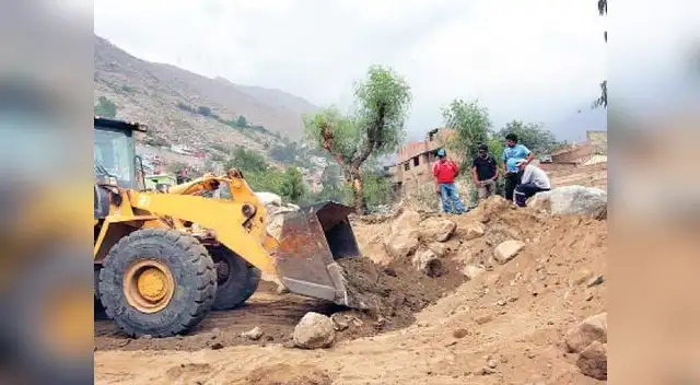 Los diques controlaron la caída de piedras y maleza que pudo ser peor.