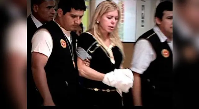 Milena tiene 15 juicios con rubia y jura que también enviará a la cárcel a ex de brasileña, Jaime Ridout. Milena tiene 15 juicios con rubia y jura que también enviará a la cárcel a ex de brasileña, Jaime Ridout.