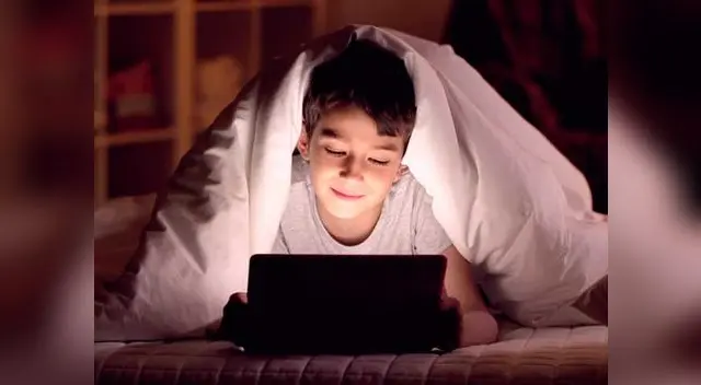 Mucho tiempo en la computadora puede ser peligroso. 