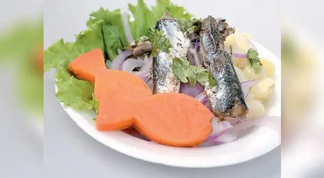 El secreto del chef: Si deseas, puedes agregarle un poco de apio finamente picado para darle una textura. El secreto del chef: Si deseas, puedes agregarle un poco de apio finamente picado para darle una textura.