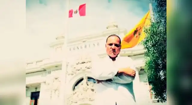 Empresario se proyecta