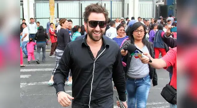 Mamá de Peluchín cree que periodistas tienen la culpa de enemistad entre Rodrigo y su hijo Carlos Martín. Mamá de Peluchín cree que periodistas tienen la culpa de enemistad entre Rodrigo y su hijo Carlos Martín.