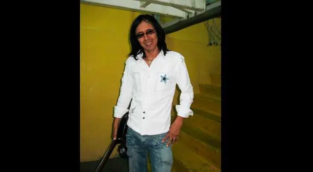 Brilla con luz propia.