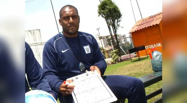 Dice que el ahora técnico y su esposa lo acompañaron y le dieron fuerzas hasta que se curó. Dice que el ahora técnico y su esposa lo acompañaron y le dieron fuerzas hasta que se curó.