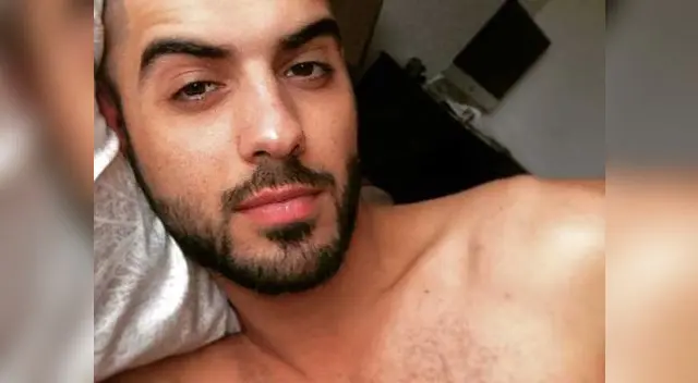 Reúne a miles de admiradores en su cuenta de Facebook.