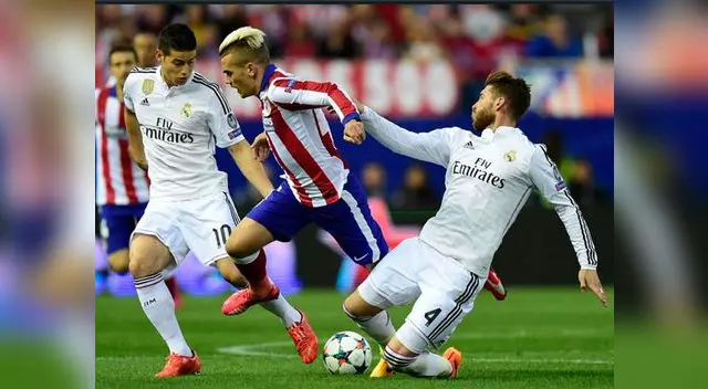 Encuentro se juega con intensidad, pero son los blancos quienes apuestan más por el ataque. Encuentro se juega con intensidad, pero son los blancos quienes apuestan más por el ataque.