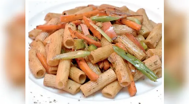 El secreto del chef: Agrégale una pizca de pimienta para darle  un sabor más delicioso a tu aderezo.