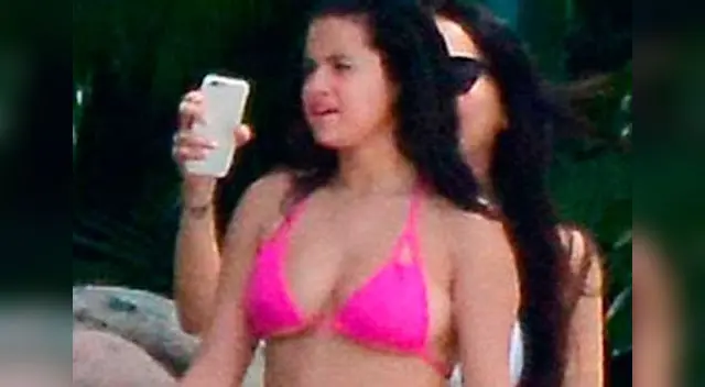 Selena Gómez sorprende por subida de peso en playa de México. Selena Gómez sorprende por subida de peso en playa de México.