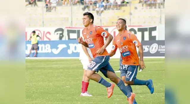 Los poetas esperan revertir el 2-0 de la ida en Cusco. Los poetas esperan revertir el 2-0 de la ida en Cusco.