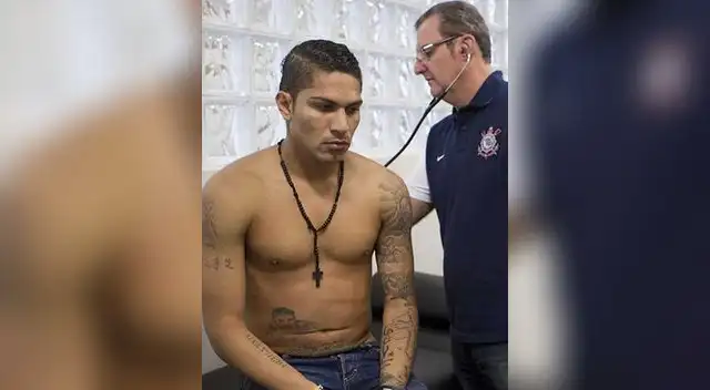 Los hinchas del Corinthians y el equipo lo esperan en el campo de juego. Los hinchas del Corinthians y el equipo lo esperan en el campo de juego.