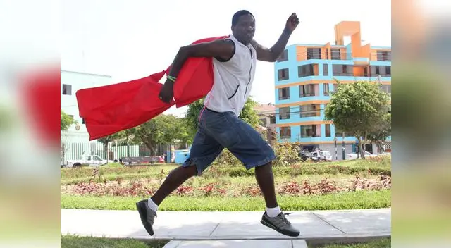 Hoy trabaja  como asistente técnico de menores en Vallejo. 