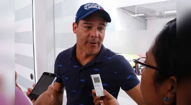 Tras salida del clóset. Tras salida del clóset.