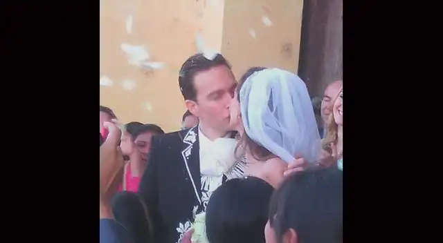 Anahí y Manuel Velasco se casaron por fin. 