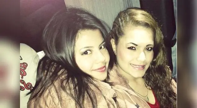 DE NUEVO EN UN ESCENARIO. DE NUEVO EN UN ESCENARIO.