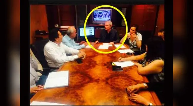 Esta imagen podría haber sido montada, según FB El Comerrio. Esta imagen podría haber sido montada, según FB El Comerrio.