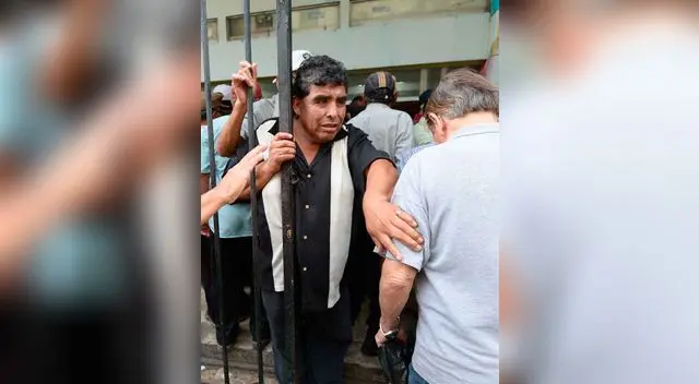 Mayores de 65 años y discapacitados son grupo prioritario. Mayores de 65 años y discapacitados son grupo prioritario.