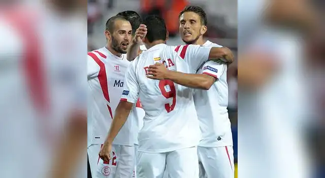 Venció 3-0 a la Fiore.