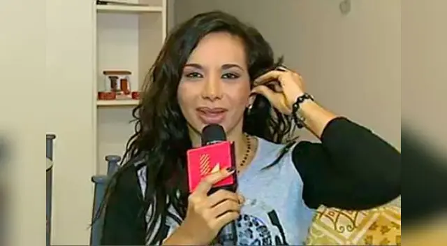 Mónica Cabrejos en Latina. 