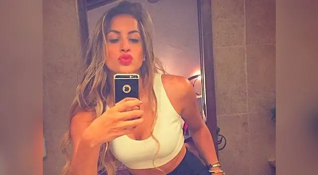 Aunque aconseja a las personas hacer cualquier locura en la intimidad. Aunque aconseja a las personas hacer cualquier locura en la intimidad.