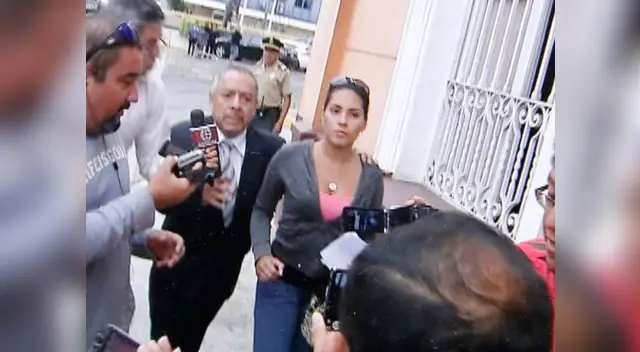 Modelo aseguró que ahora puede salir del país tranquilamente Modelo aseguró que ahora puede salir del país tranquilamente