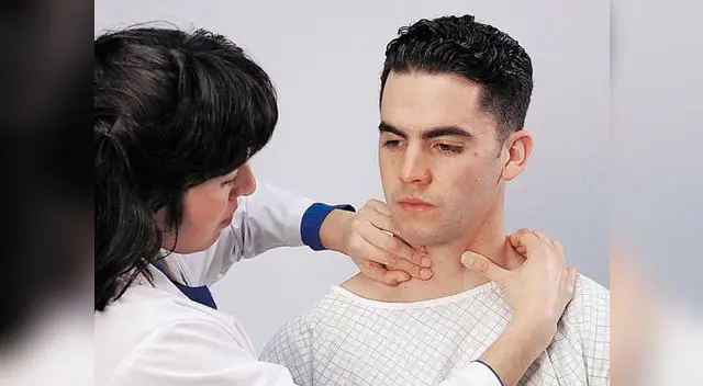 Toma nota: Si tienes pérdida de peso, taquicardia, aumento de sudoración o el globo ocular sobresalido, es posible que tengas hipertiroidismo. 