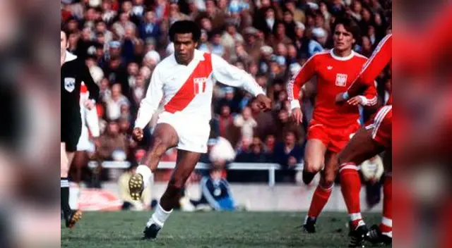 Junto a Pelé, Maradona y Messi