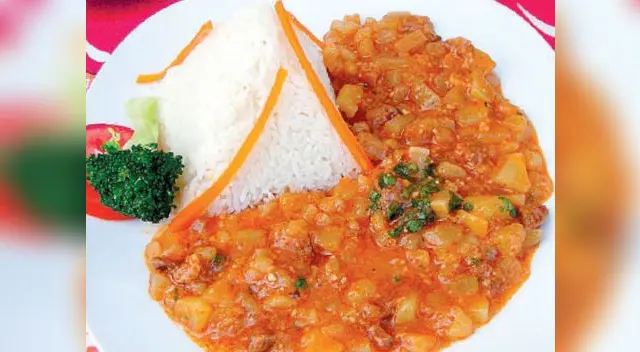 El secreto del chef: Comprar los ajíes enteros y licuarlos tú mismo para darle un sabor más natural. El secreto del chef: Comprar los ajíes enteros y licuarlos tú mismo para darle un sabor más natural.