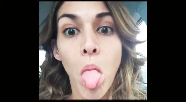 Tomás Angulo analiza a Anahí de Cárdenas. Tomás Angulo analiza a Anahí de Cárdenas.