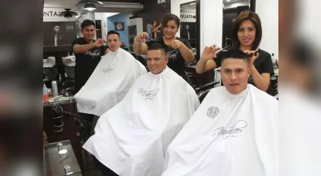 Son el sustento de sus familias y, por el Día del Padre, El Popular les dio un buen regalo: un corte de cabello para estar guapos en esta fecha especial. Veamos. Son el sustento de sus familias y, por el Día del Padre, El Popular les dio un buen regalo: un corte de cabello para estar guapos en esta fecha especial. Veamos.