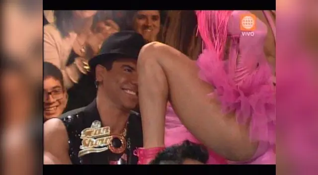 Max solo atinó a sonreír. Otros se pondrían muy nerviosos.