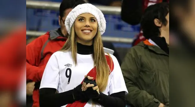 Modelo felicita a Paolo y le escribe: Mi corazón está contigo. Modelo felicita a Paolo y le escribe: Mi corazón está contigo.