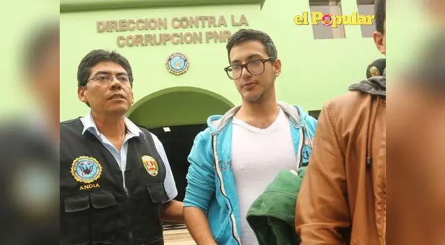 Actor abandonó sede policial junto a su abogado y parientes Actor abandonó sede policial junto a su abogado y parientes