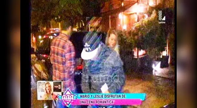 Mario y Leslie en restaurante. Mario y Leslie en restaurante.