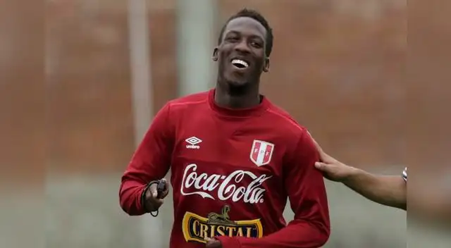 No lo dice, pero el Porto de Portugal y el West Ham inglés lo tienen en la mira. No lo dice, pero el Porto de Portugal y el West Ham inglés lo tienen en la mira.