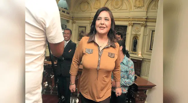 La expremier se mostró satisfecha ante el desempeño de la selección peruana