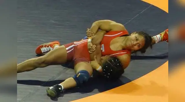 La luchadora peruana le hizo una gran pelea a Morrison.