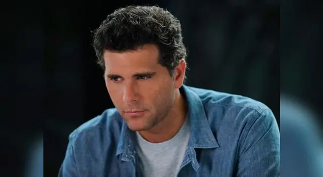 Con una foto muestra una lesión sufrida