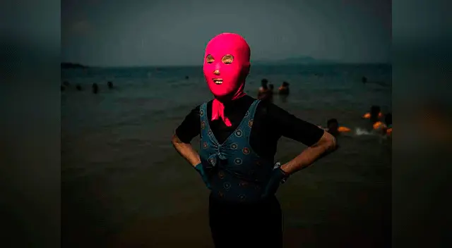 Facekini, la moda que vuelve loco a las chinas.