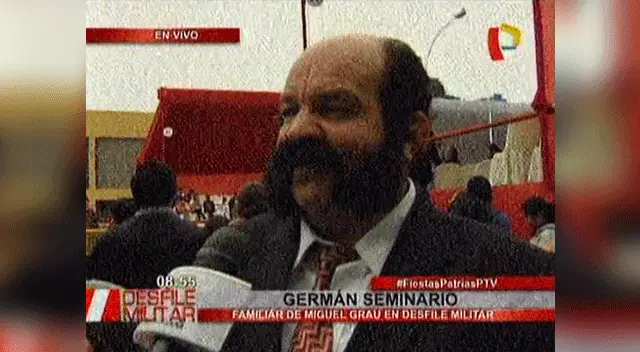 Fue la sensación y visitaron se tomaron fotos con él.