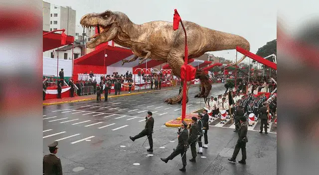 ¿Jurassic Park en la Parada Militar?