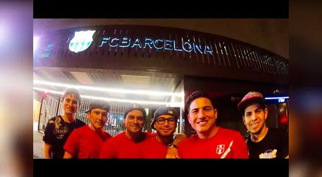 Cantante está feliz en Barcelona.